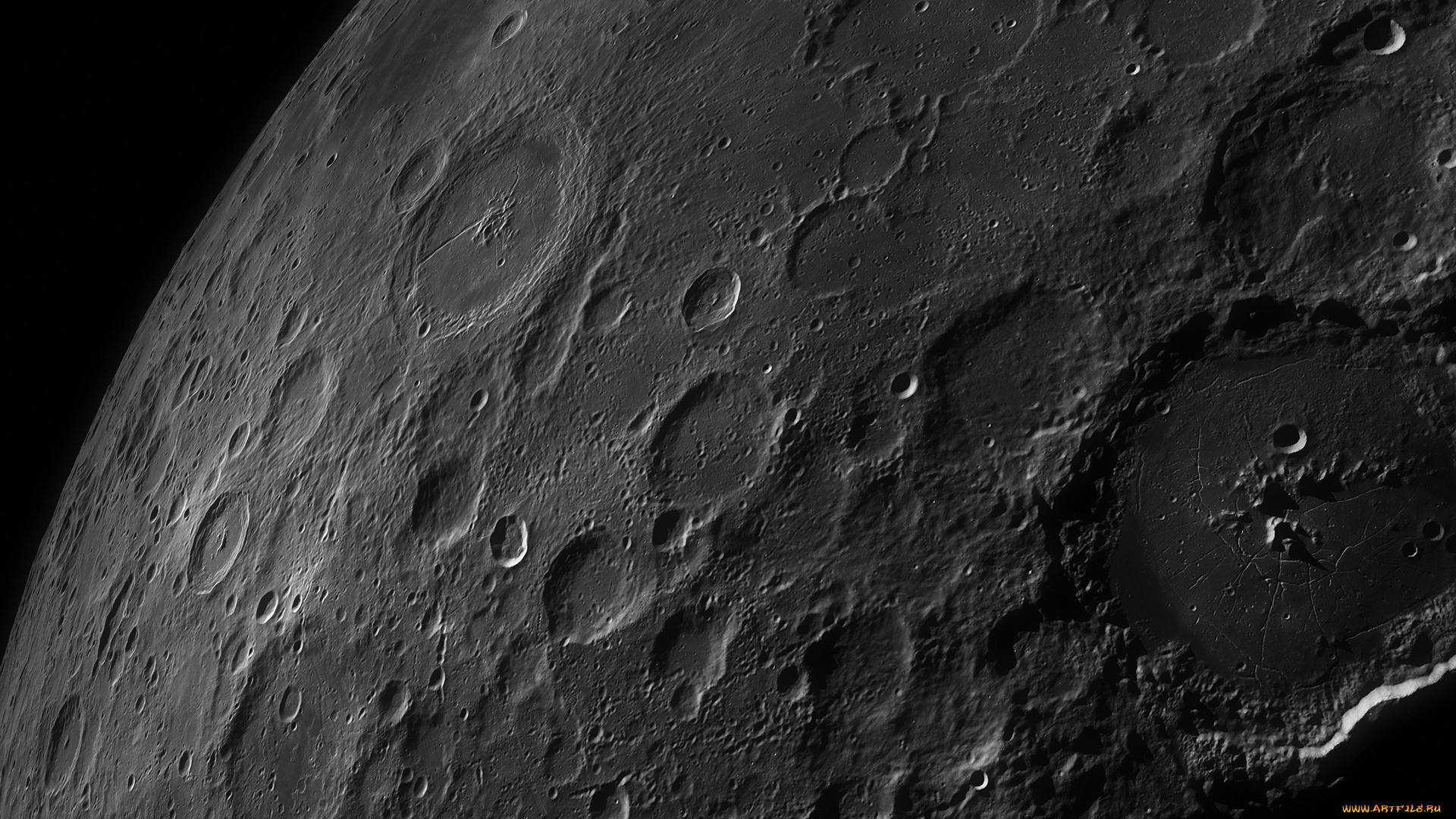 Детальные снимки Луны